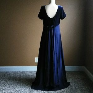 Size 10 Navy Blue Formal Dress by Arianna